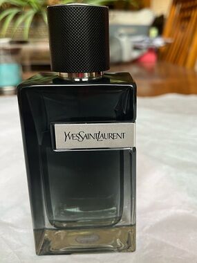 Y by Yves Saint Laurent for Men Eau De Parfum Spray